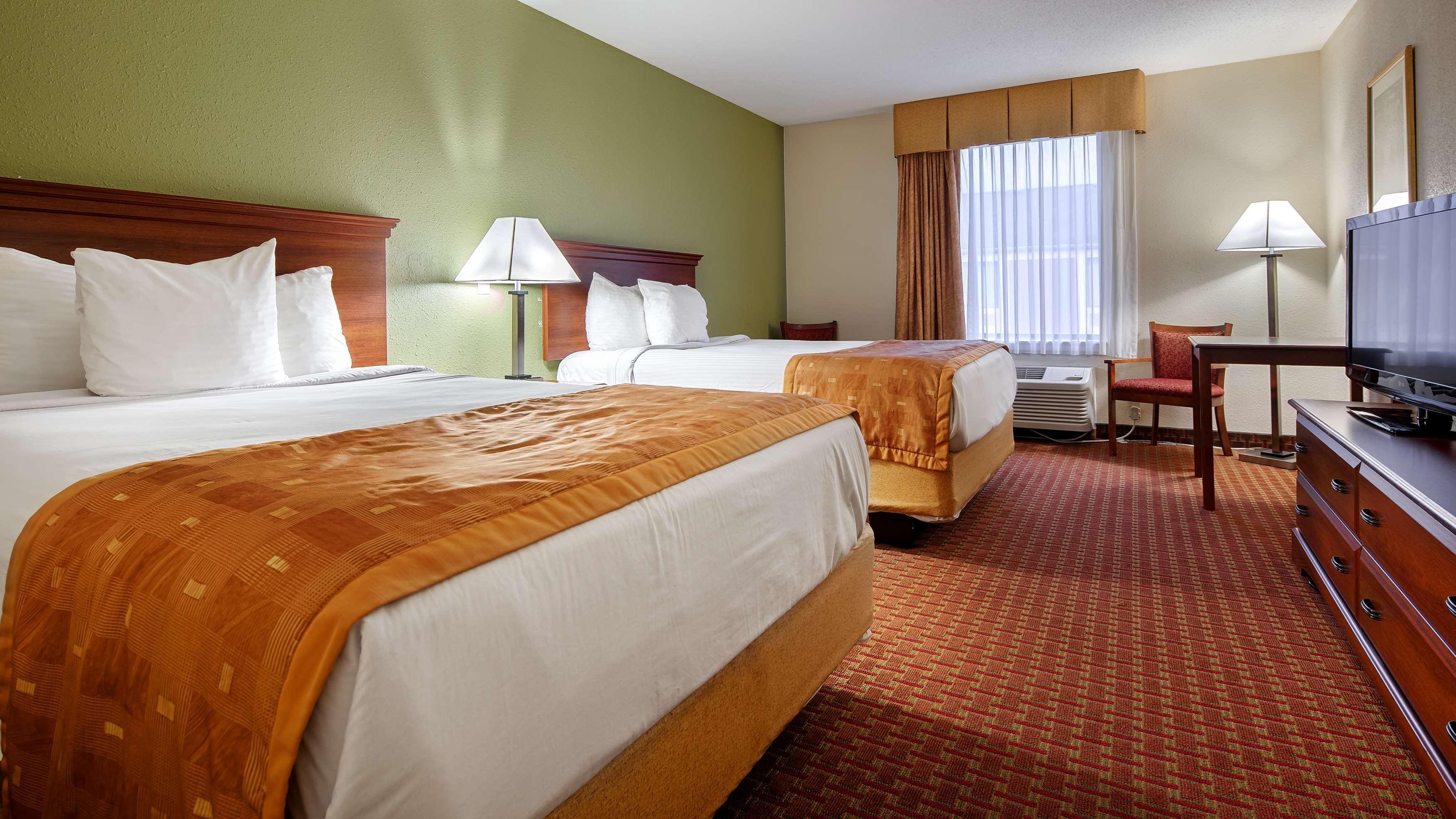 Deluxe Inn Wytheville Exterior photo